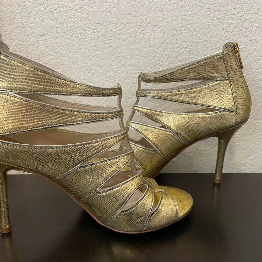 Michael kors strappy gold high heels 8.5 Women's Glam Shoes‎ Evening wear